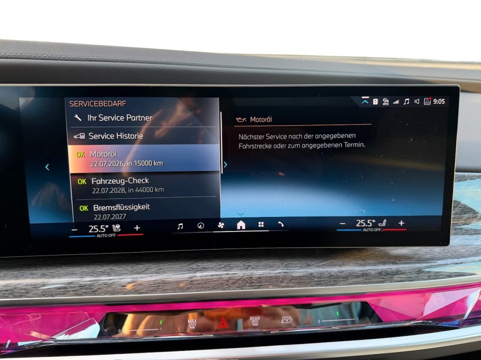 BMW Seria 7 740d xDrive M-Sport - foto 24