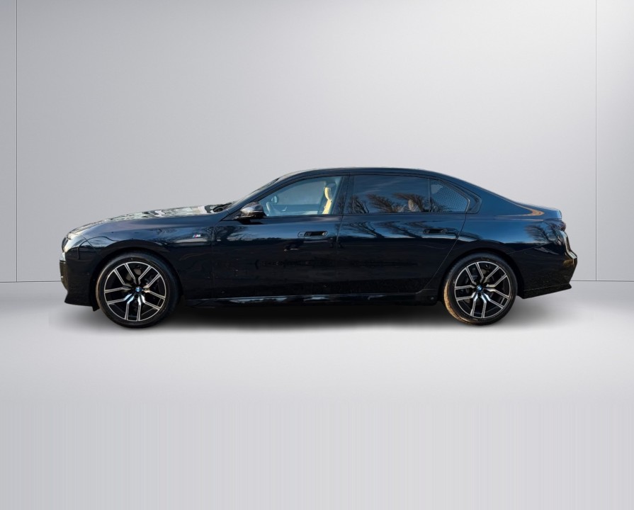 BMW Seria 7 740d xDrive M-Sport (5)