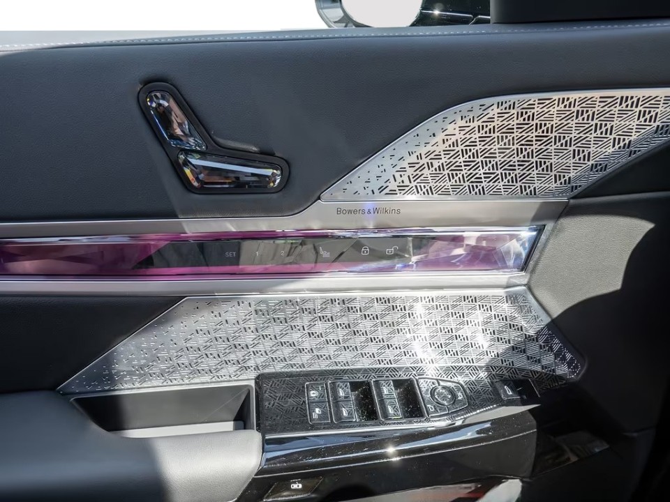 BMW Seria 7 740d xDrive M-Sport - foto 18