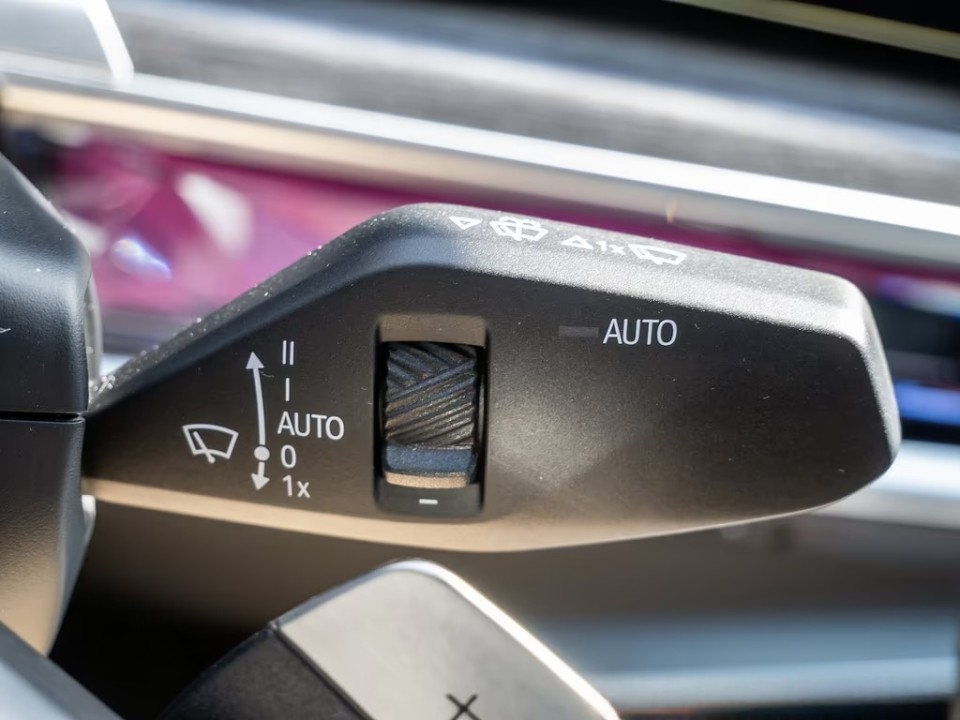 BMW Seria 7 740d xDrive M-Sport - foto 8