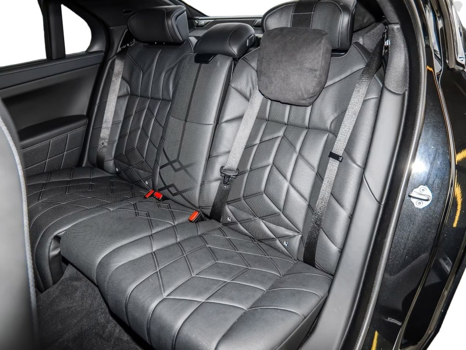 BMW Seria 7 740d xDrive M-Sport - foto 7