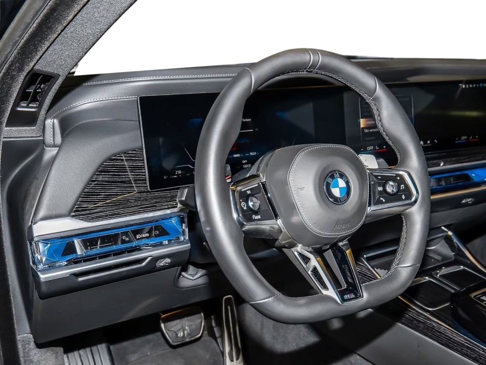 BMW Seria 7 740d xDrive M-Sport - foto 13