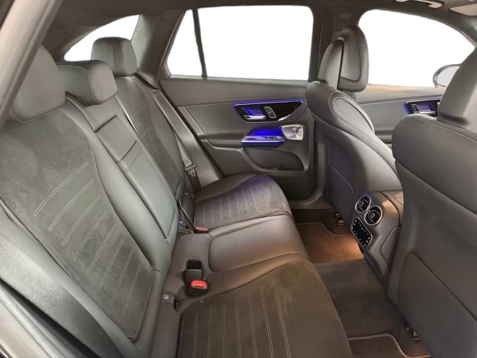 Mercedes-Benz GLC 300d 4MATIC AMG - foto 6