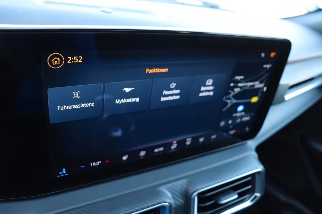 Ford Mustang - foto 25