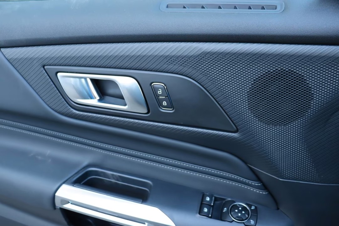 Ford Mustang - foto 42