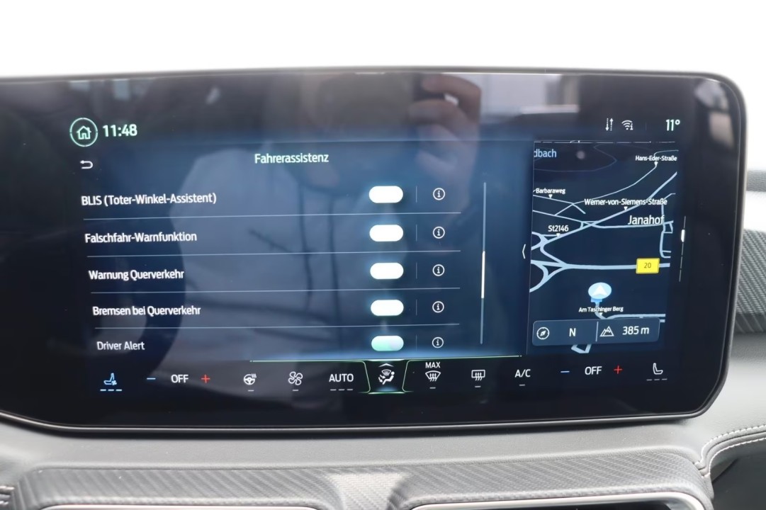 Ford Mustang V8 GT Fastback - foto 33