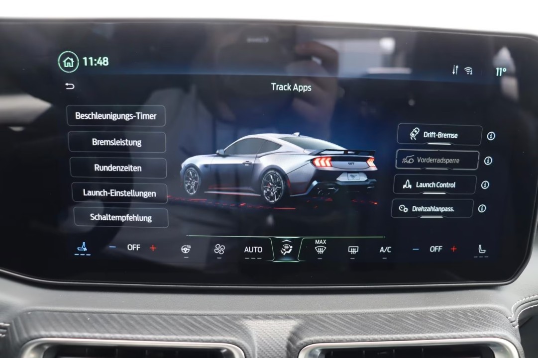 Ford Mustang V8 GT Fastback - foto 20