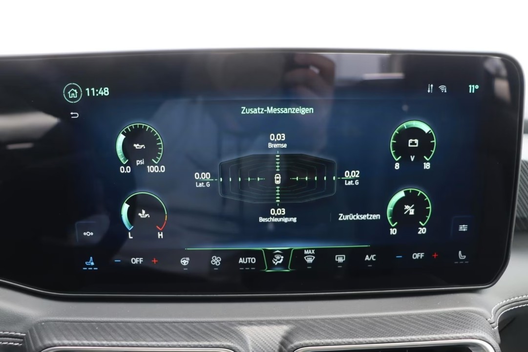 Ford Mustang V8 GT Fastback - foto 24