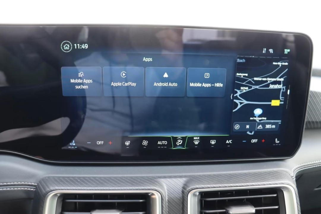 Ford Mustang V8 GT Fastback - foto 35