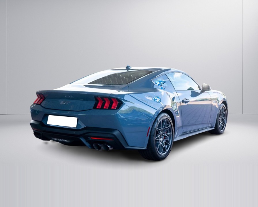 Ford Mustang GT Fastback (2)