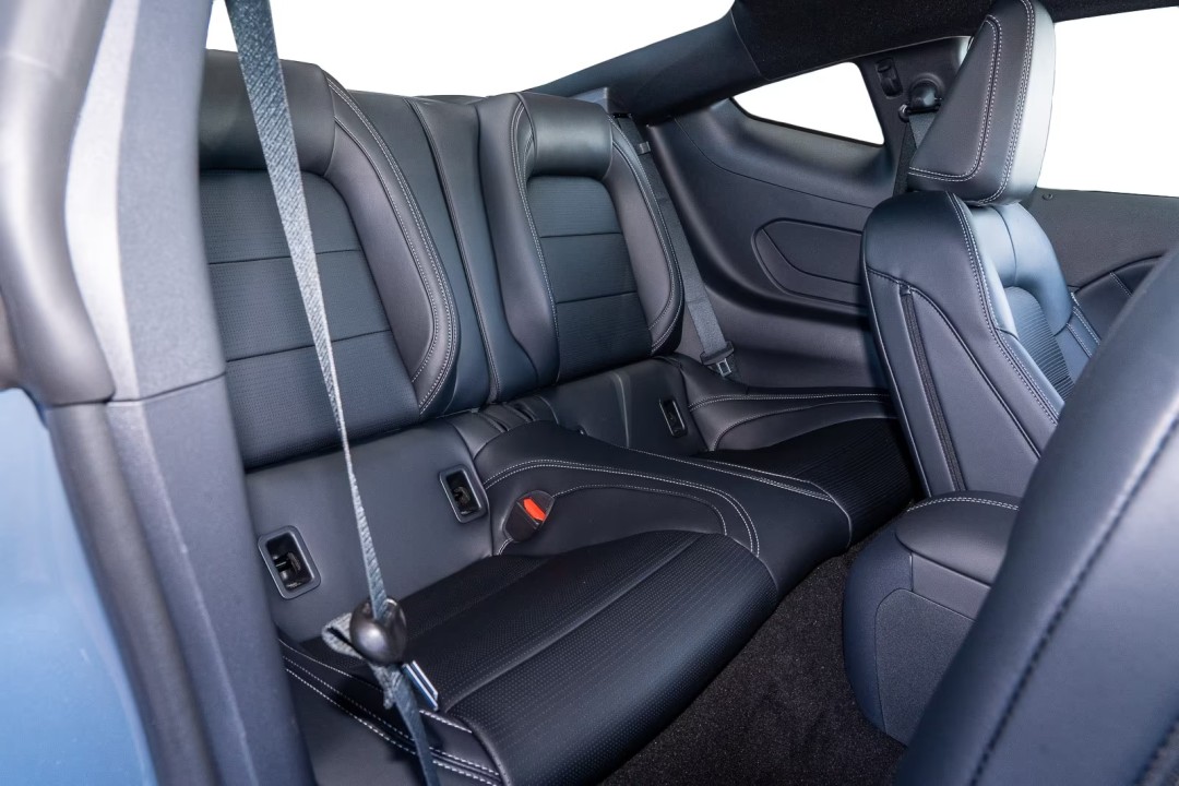 Ford Mustang GT Fastback - foto 14