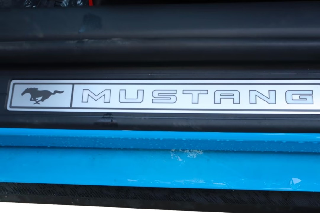 Ford Mustang - foto 30