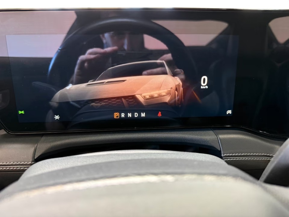 Ford Mustang Fastback - foto 14