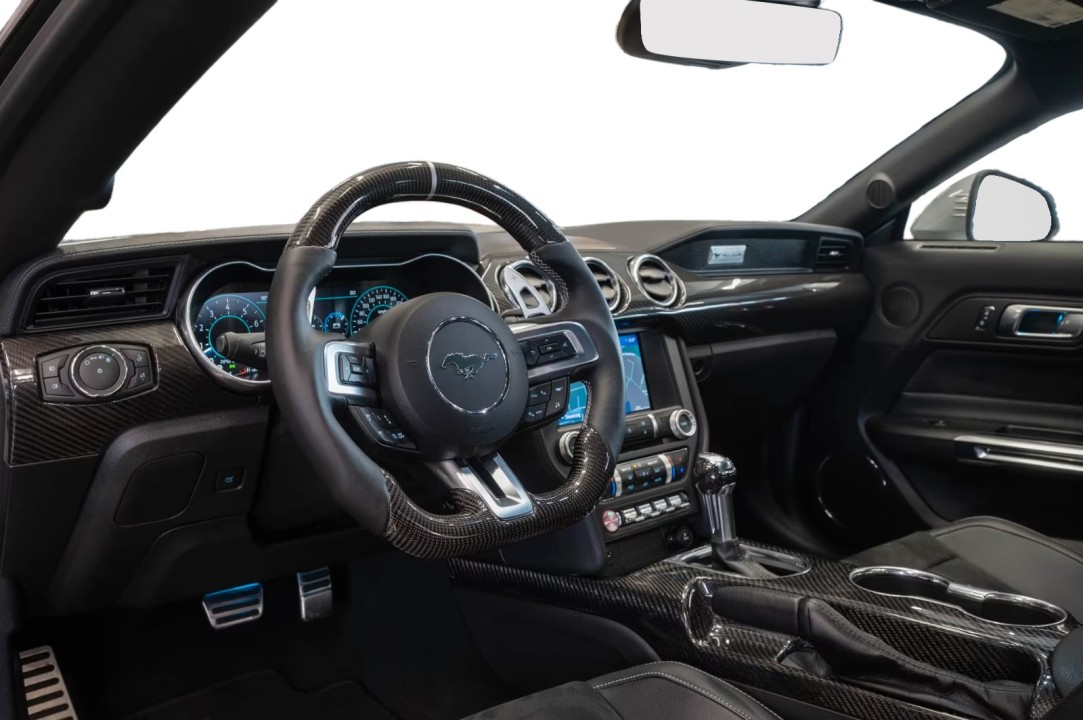 Ford Mustang GT 5.0 V8 - foto 6