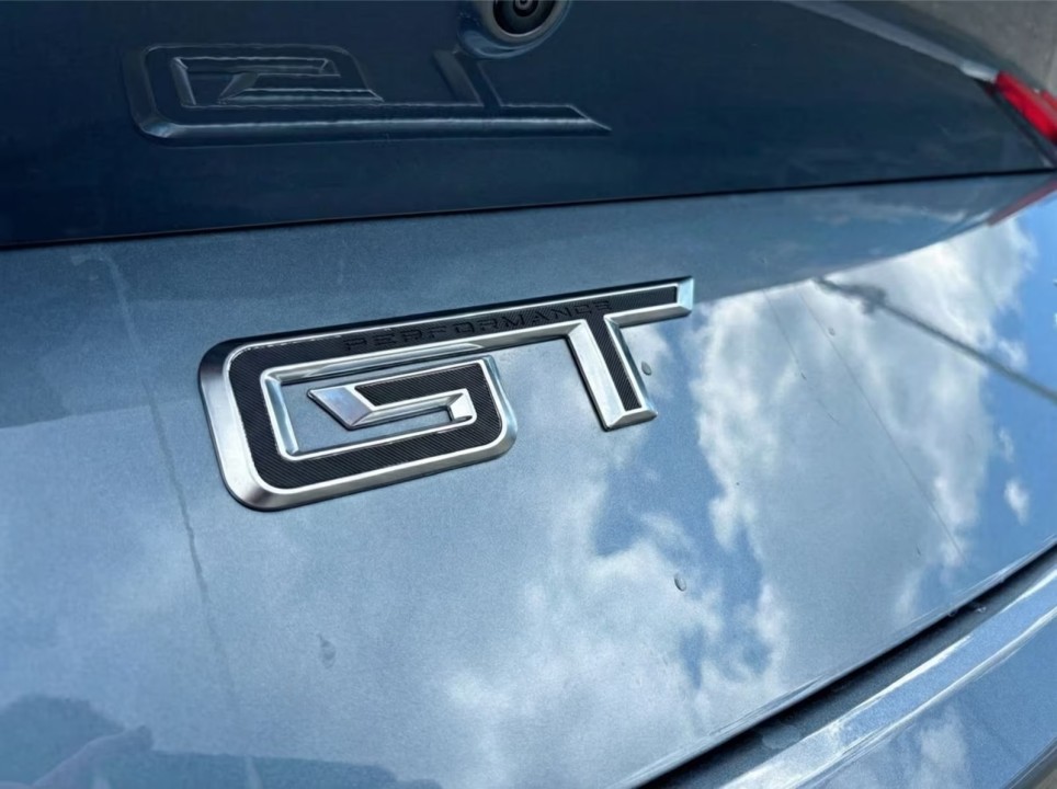 Ford Mustang GT 5.0 Fastback - foto 18