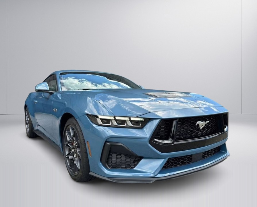 Ford Mustang GT 5.0 Fastback (2)