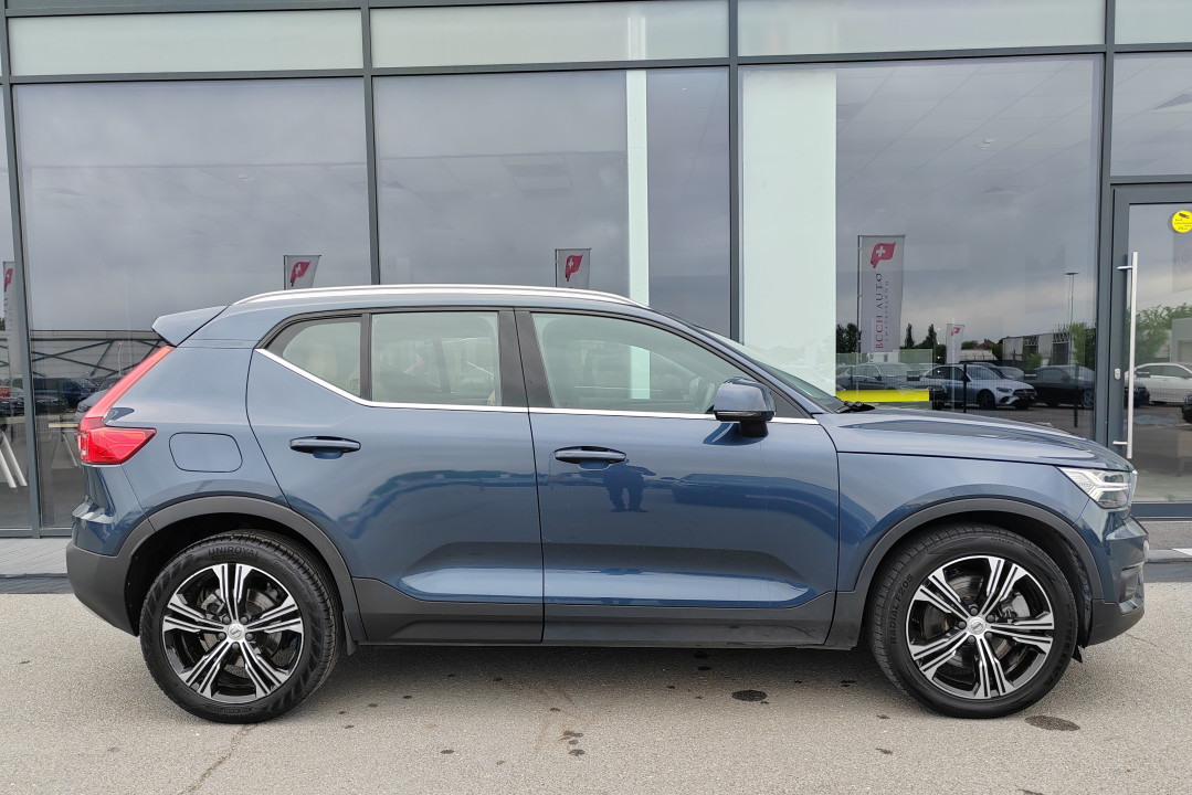 Volvo XC 40 T5 1.5 Recharge Inscription (2)