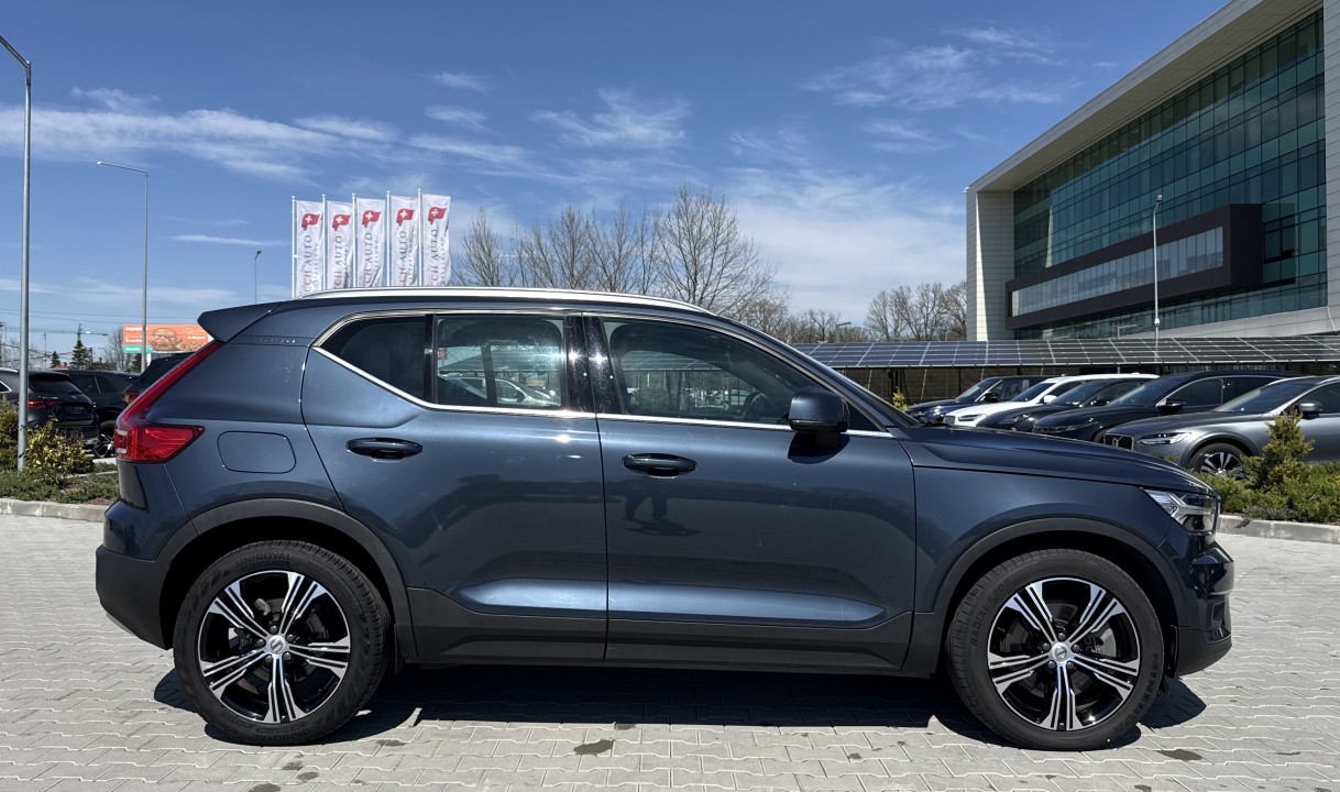 Volvo XC 40 T5 Recharge Inscription (2)