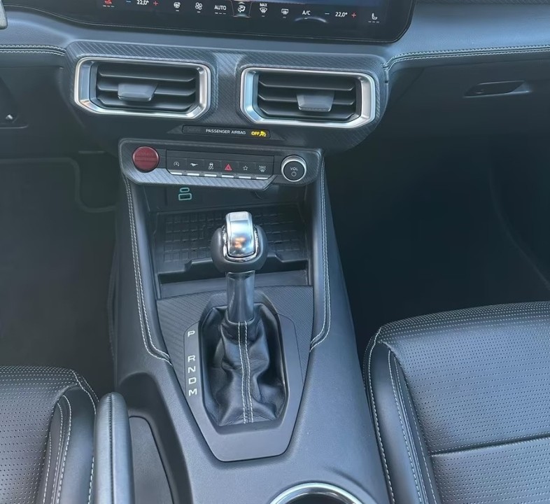 Ford Mustang - foto 13