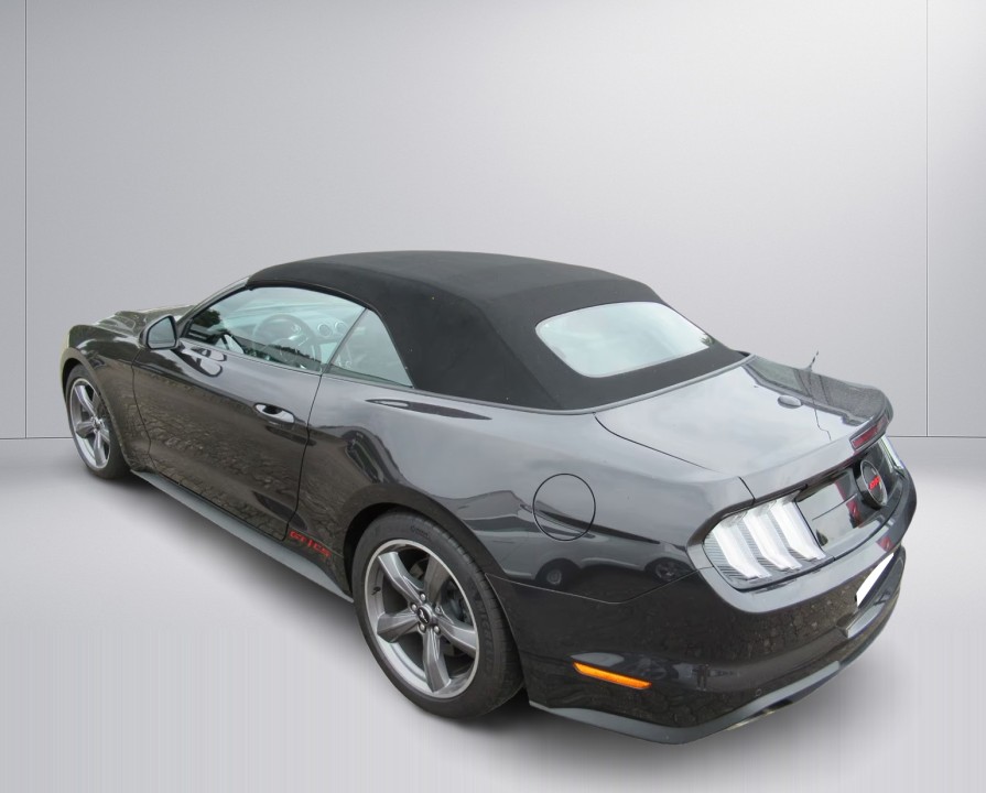 Ford Mustang GT Convertible - foto 6