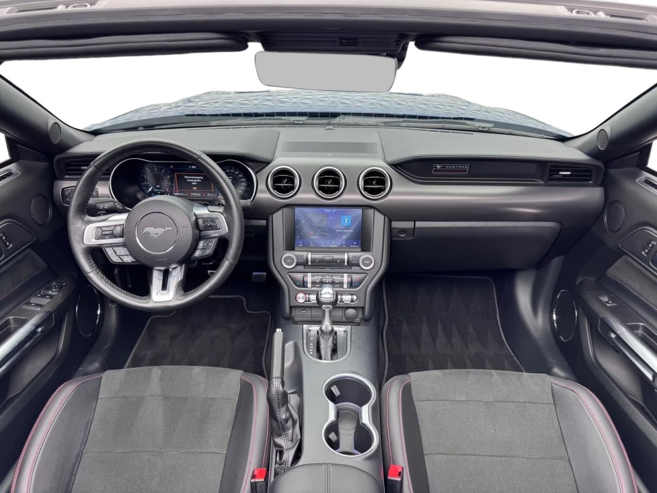 Ford Mustang - foto 9