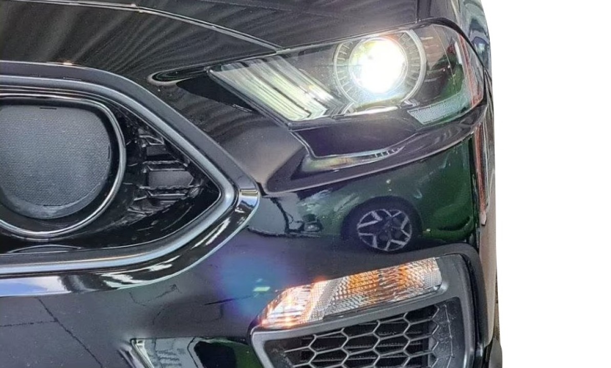 Ford Mustang Fastback - foto 14