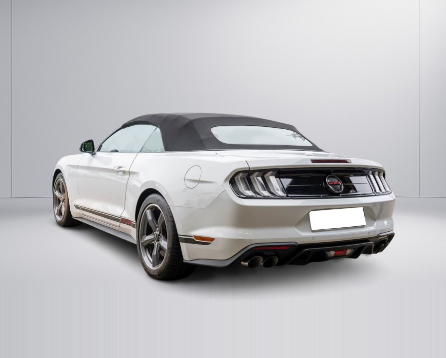Ford Mustang GT Convertible (4)