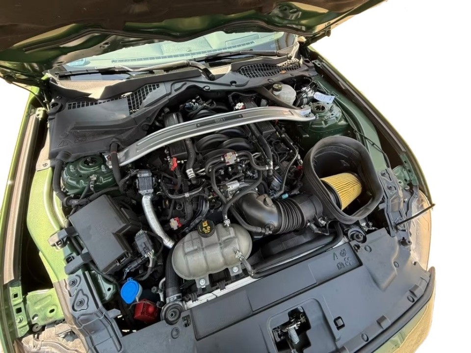 Ford Mustang - foto 9