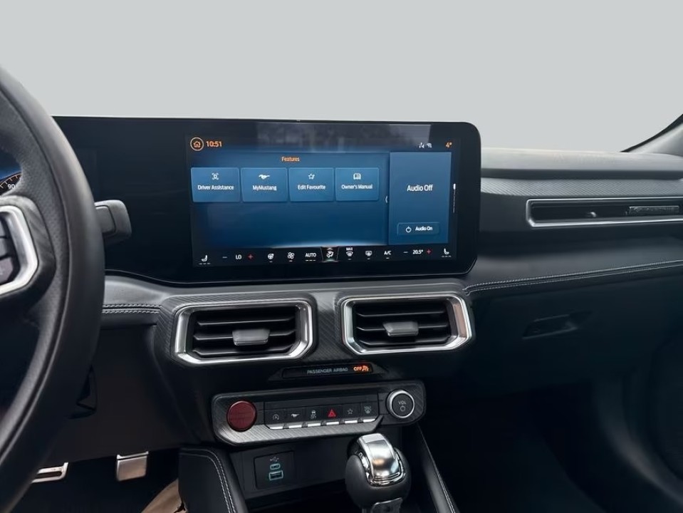 Ford Mustang Fastback - foto 10