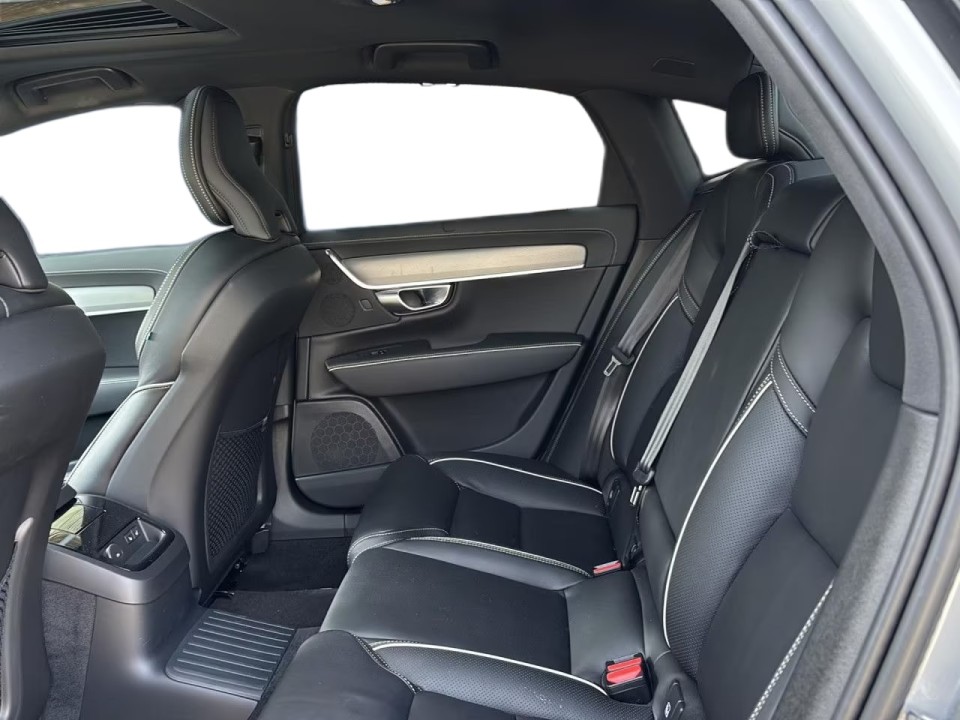 Volvo S90 Plus Dark Recharge - foto 9
