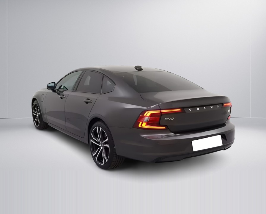 Volvo S90 T8 Plus Dark (5)