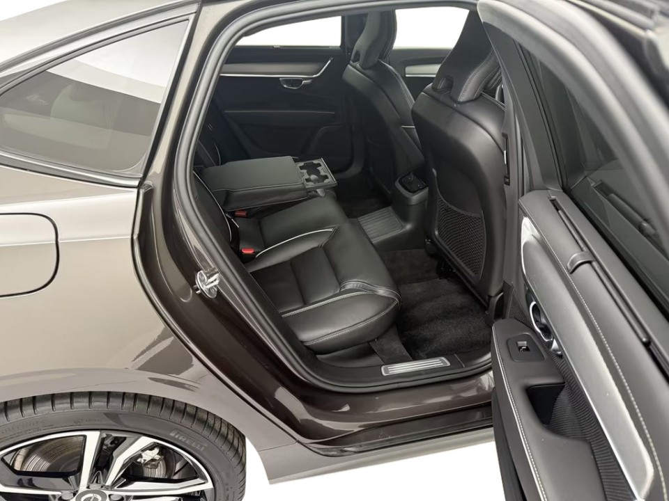 Volvo S90 T8 Plus Dark - foto 22