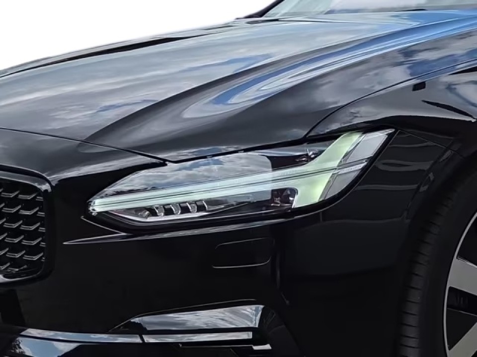 Volvo S90 T8 AWD Plus Dark - foto 13