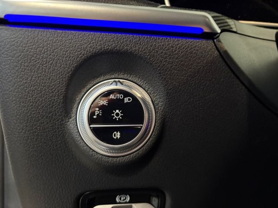 Mercedes-Benz C 200d Avantgarde - foto 9