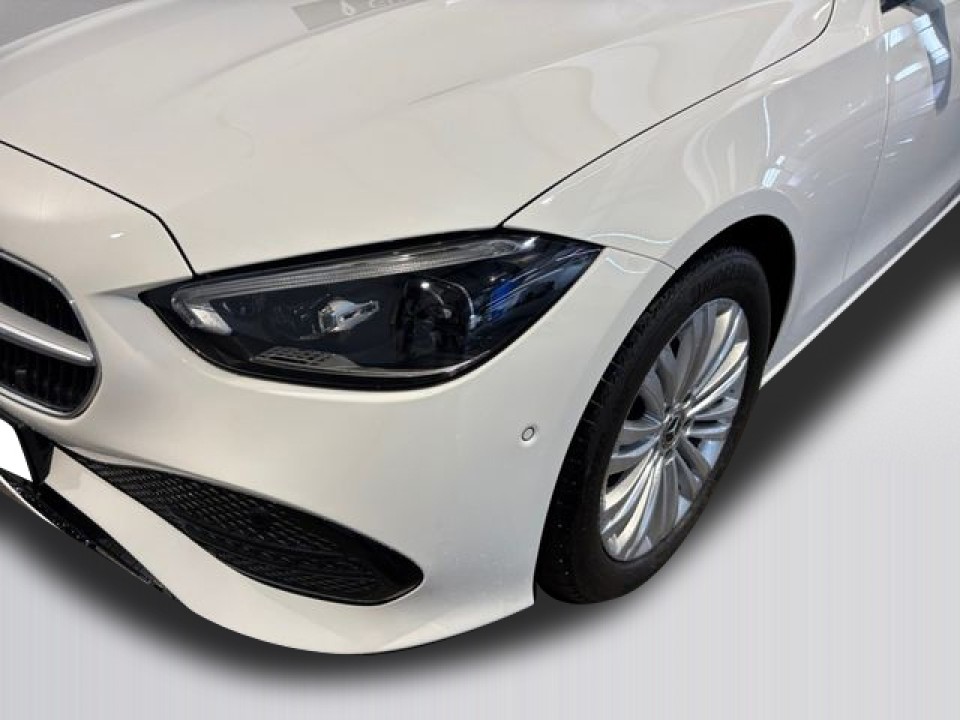 Mercedes-Benz C 200d Avantgarde - foto 11