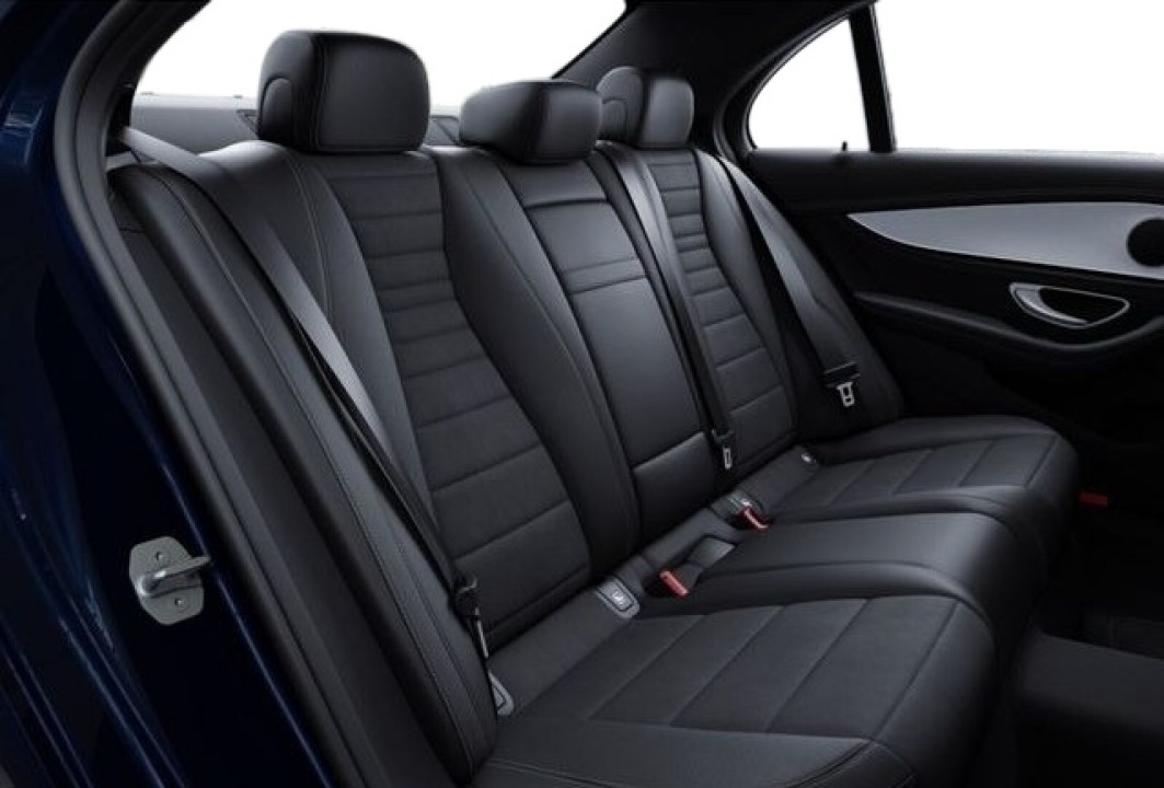 Mercedes-Benz E 300e AMG Line - foto 14