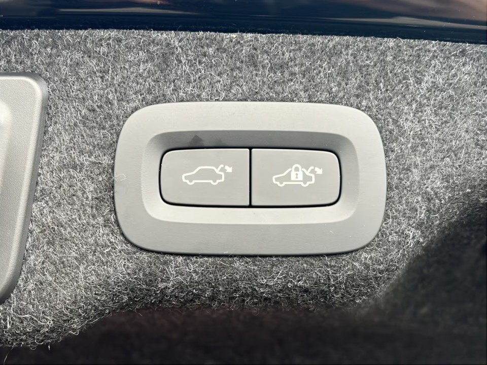 Volvo S90 T8 Recharge AWD Ultimate Dark - foto 23