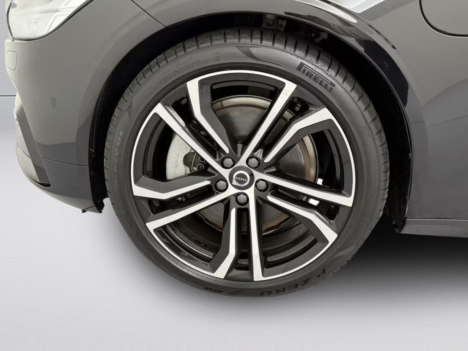 Volvo S90 T8 Ultimate Dark - foto 31