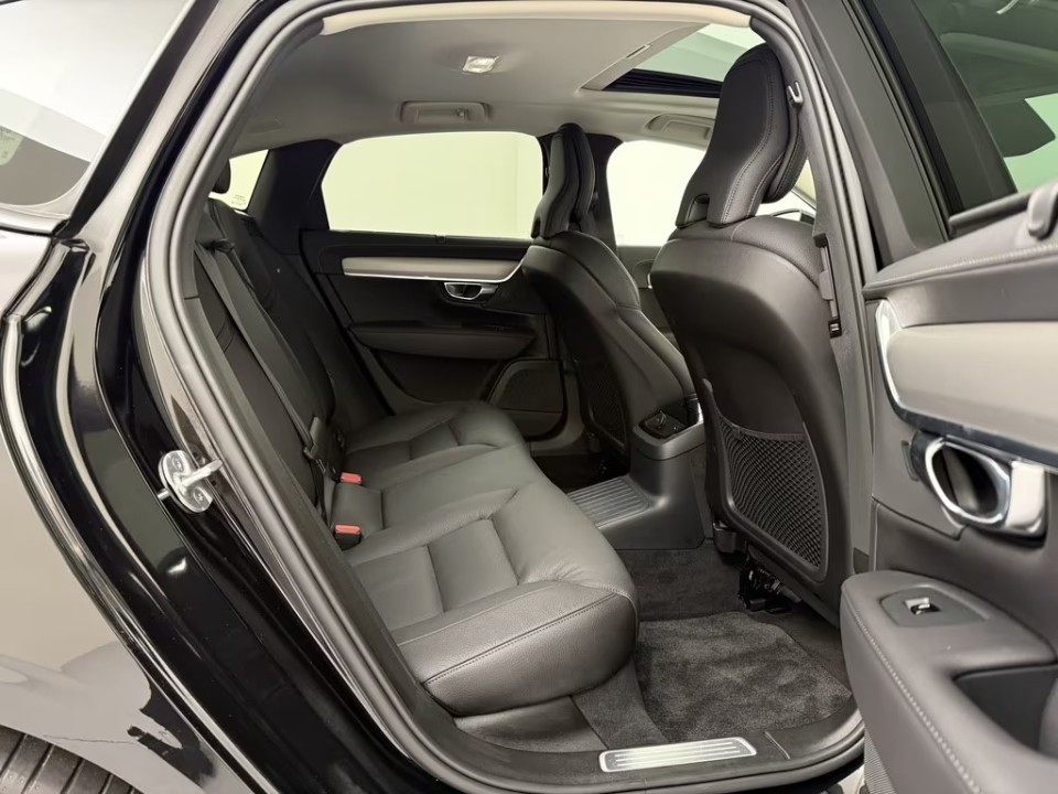 Volvo S90 T8 Ultimate Dark - foto 23
