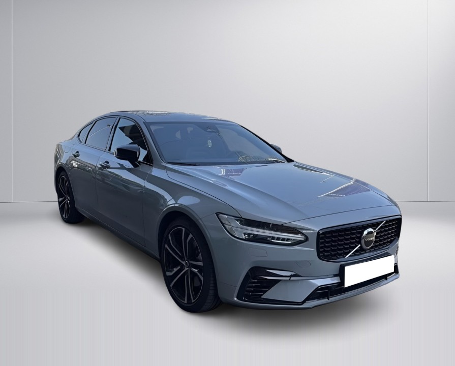 Volvo S90 T8 Recharge AWD Plus Dark
