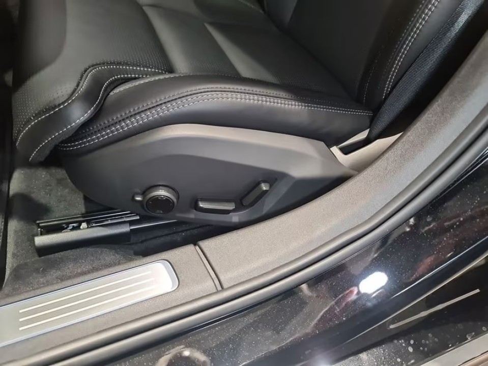 Volvo S90 B5 D AWD Ultimate Bright - foto 13