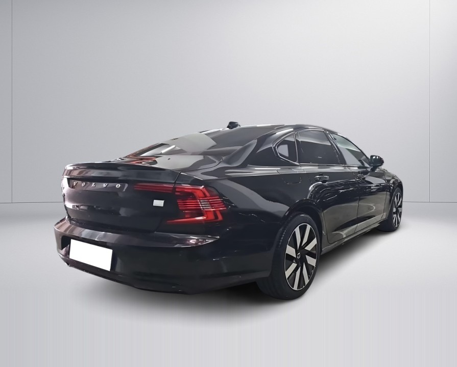 Volvo S90 T8 Recharge AWD Ultimate Dark (2)