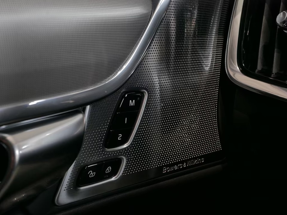 Volvo S90 T8 recharge AWD Ultimate Dark - foto 15