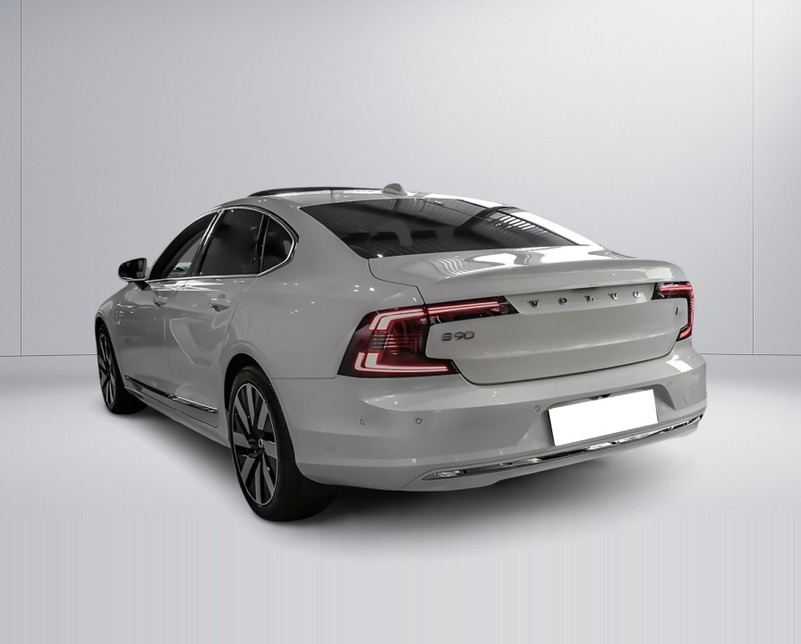 Volvo S90 T8 recharge AWD Ultimate Dark (3)