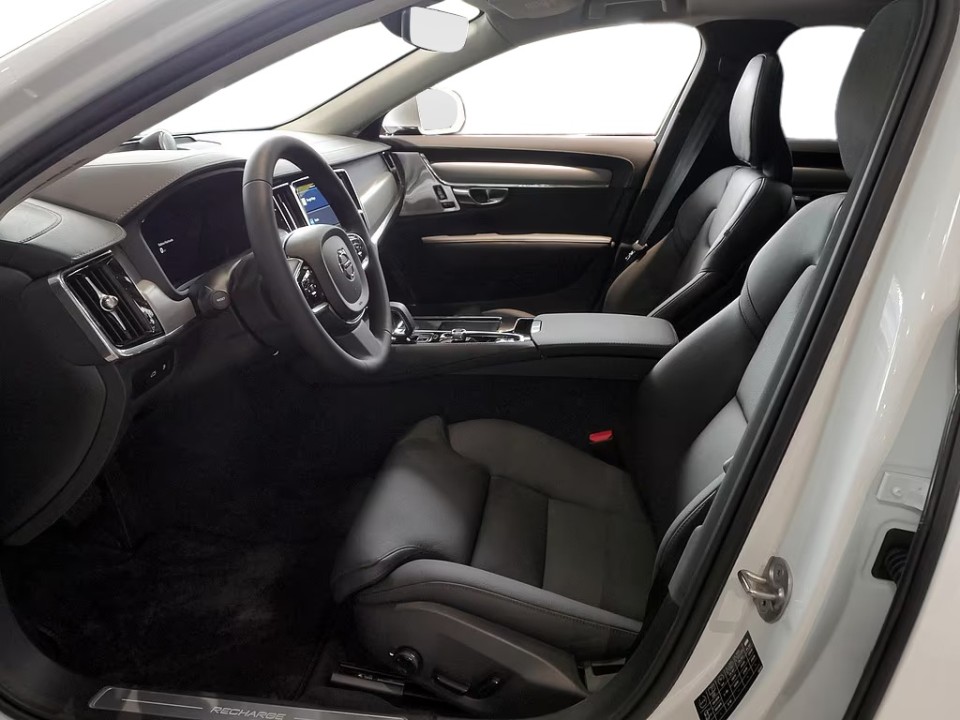 Volvo S90 T8 recharge AWD Ultimate Dark (5)