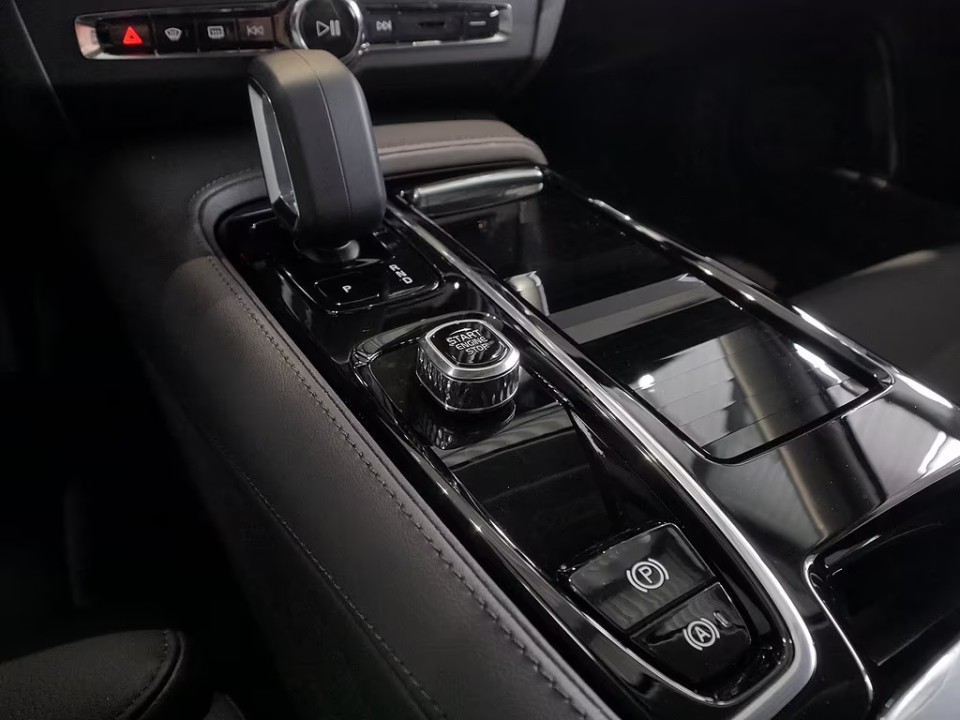 Volvo S90 T8 recharge AWD Ultimate Dark - foto 11