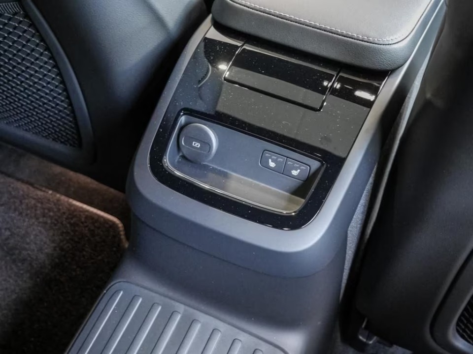 Volvo S90 T8 Recharge AWD Ultimate Dark - foto 12