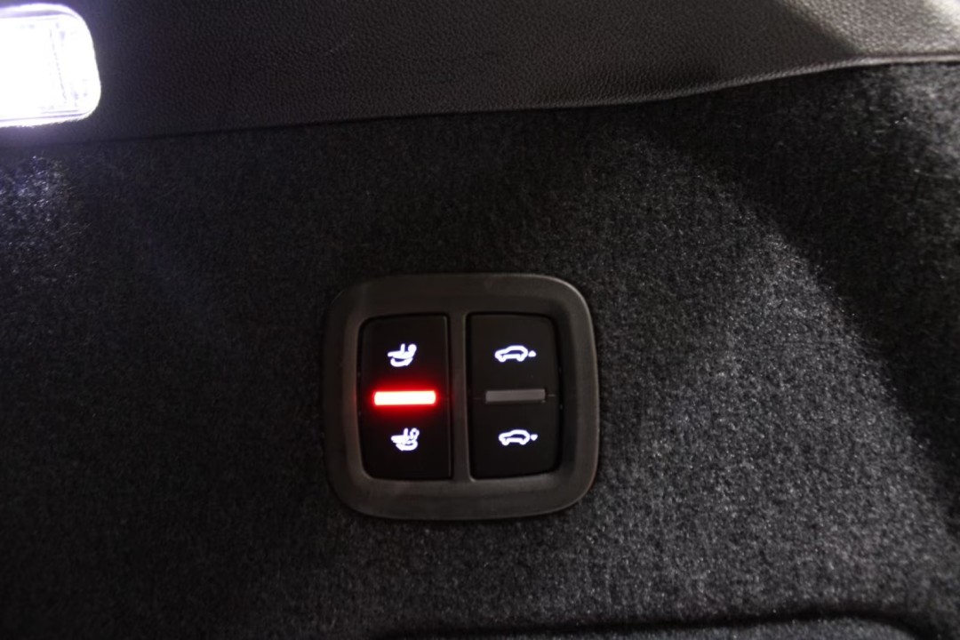 Porsche Cayenne - foto 20