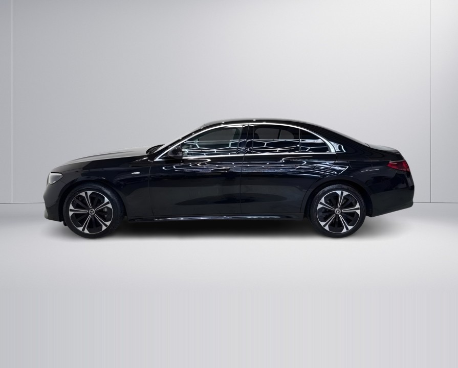 Mercedes-Benz E 300de - foto 6