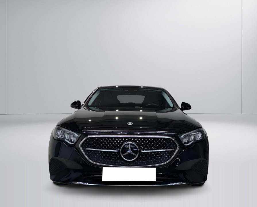 Mercedes-Benz E 300de (3)